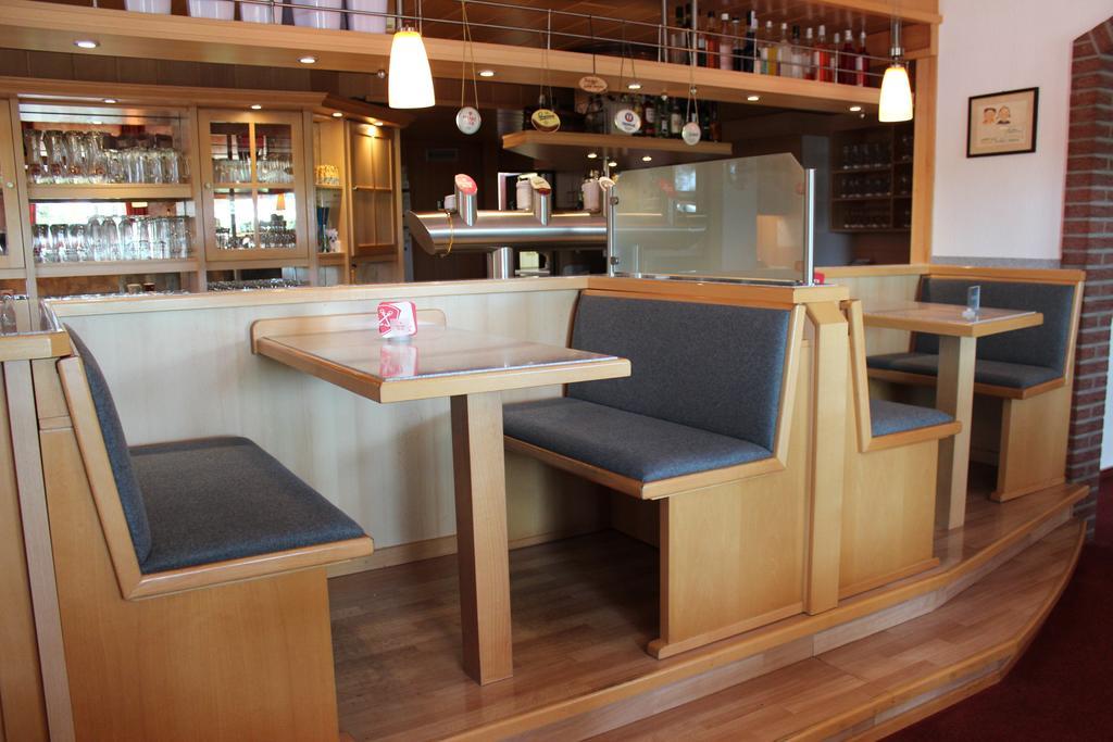 Hotel Ripken Kirchhatten エクステリア 写真