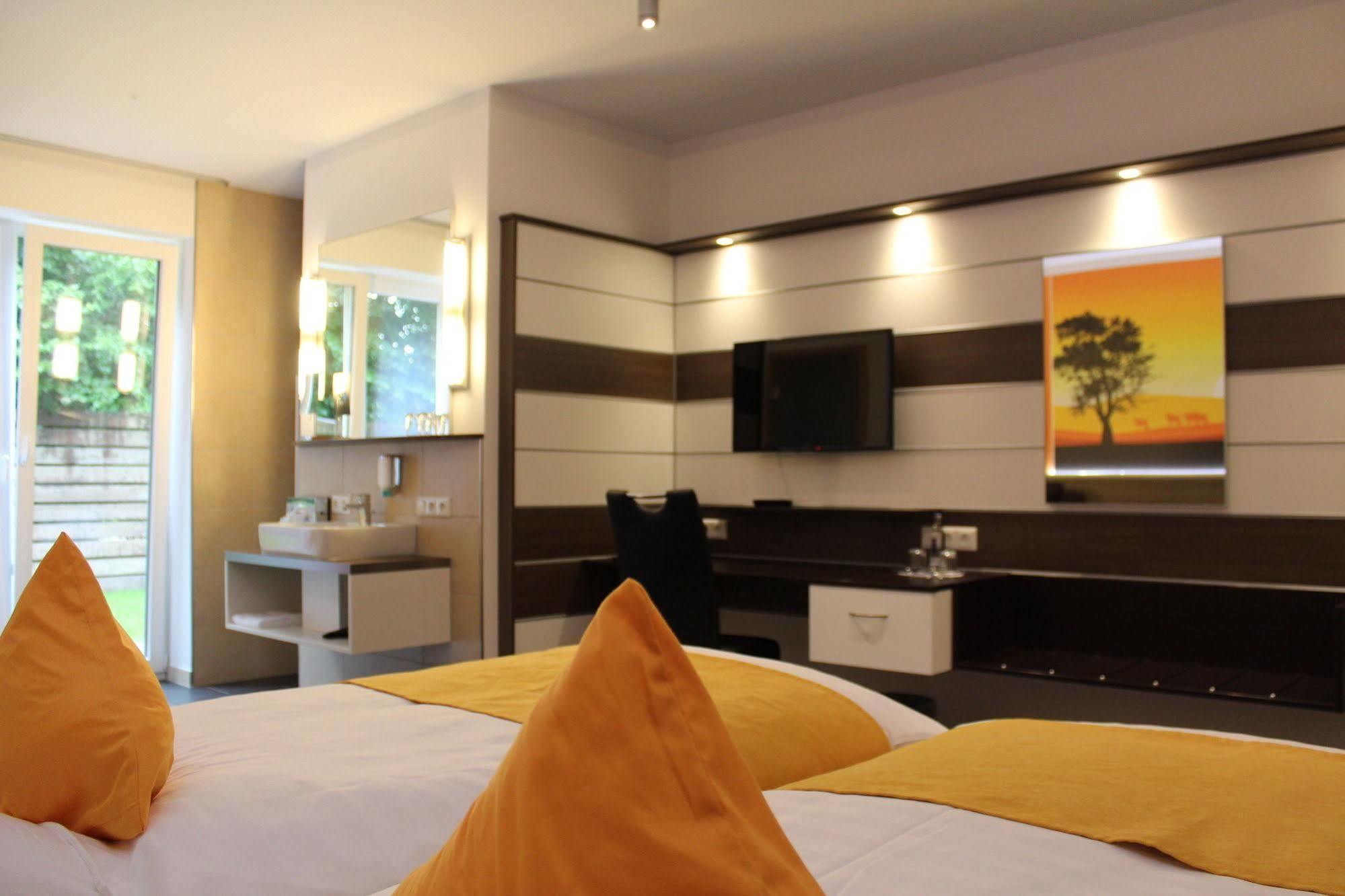 Hotel Ripken Kirchhatten エクステリア 写真