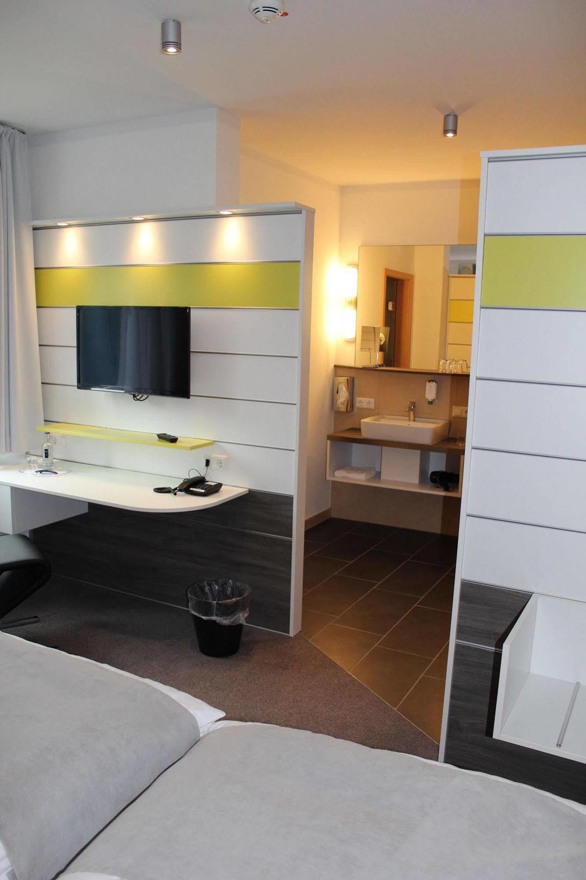 Hotel Ripken Kirchhatten エクステリア 写真